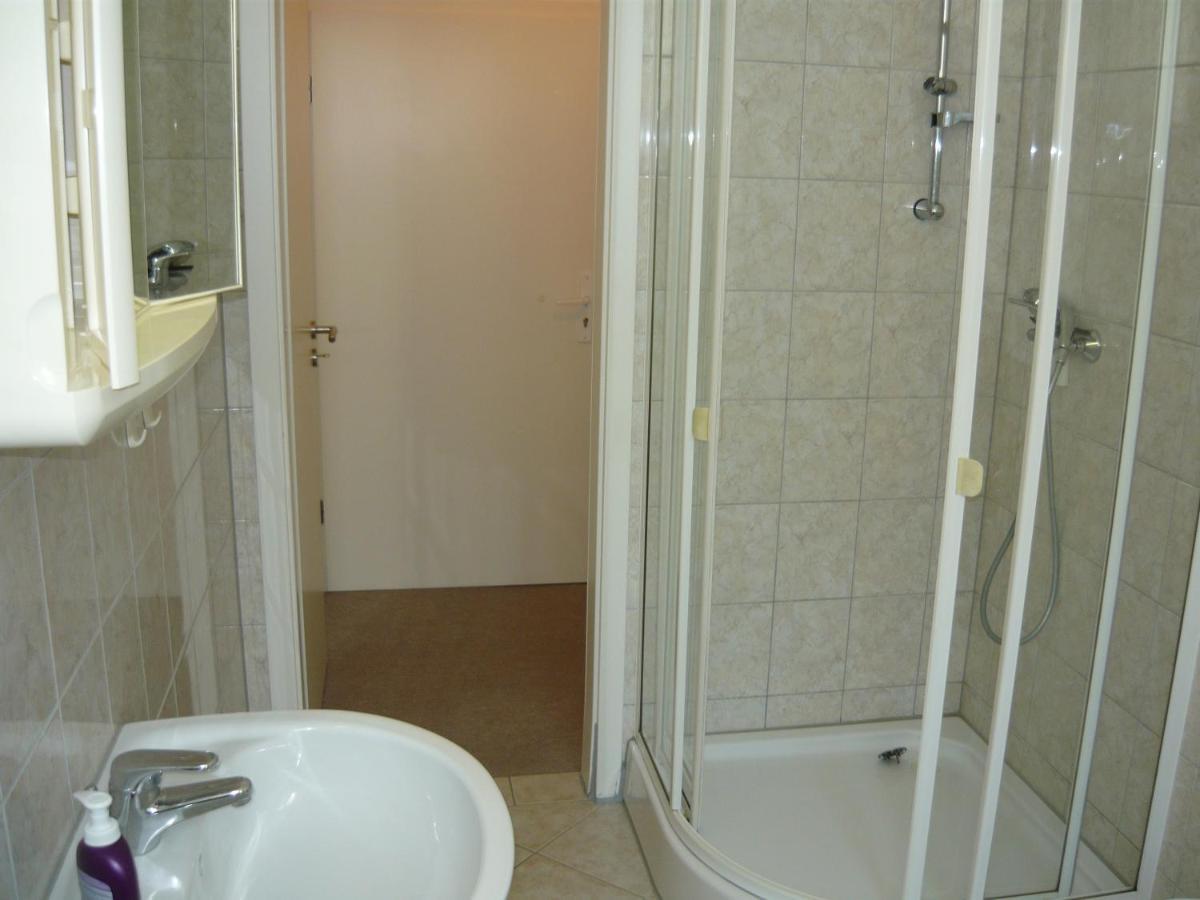 Schoene Wohnung Nossentiner Huette Exterior foto